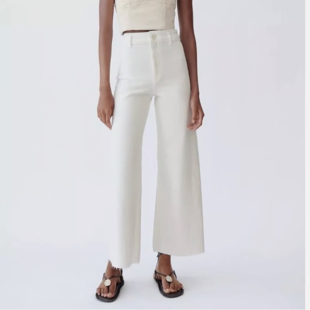 [US8]Zara High Rise Wide Leg Raw Hem White Jeans